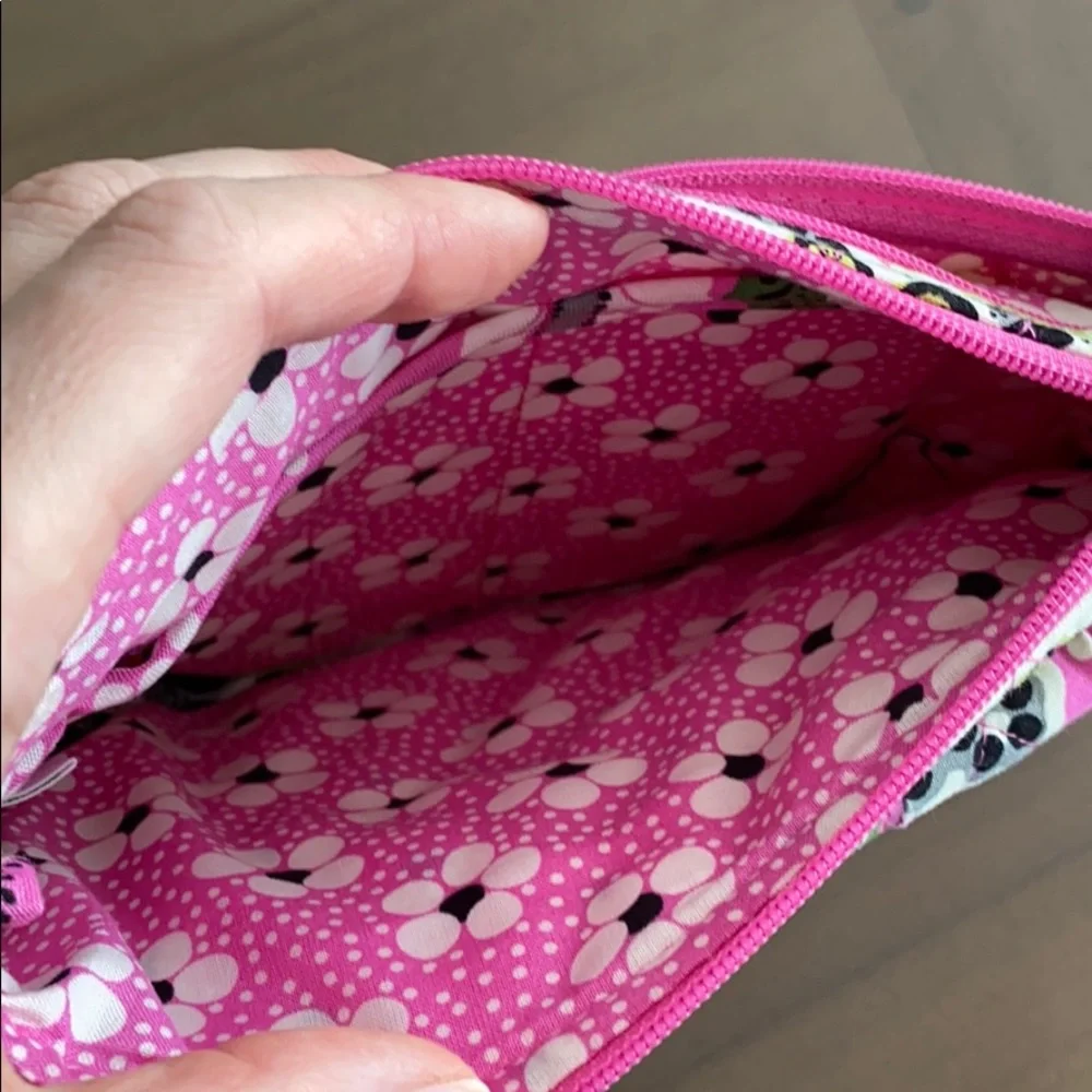 COPY - Vera Bradley Small Crossbody Lizzy Pink - Picture 6 of 8